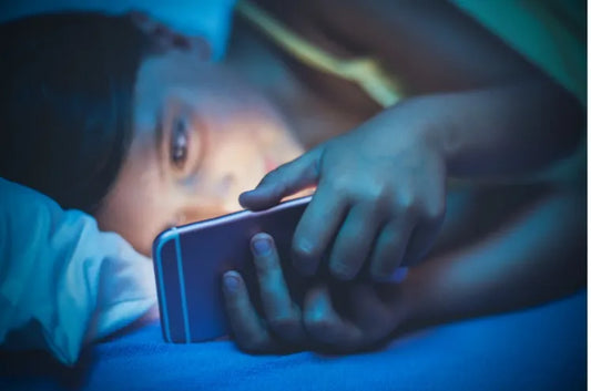 [Guides] Blue Light and Your Eyes: What You Really Need to Know